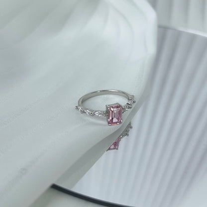 [AuraEcho]1.0 Carat Dainty Resplendent Radiant Cut Daily Ring