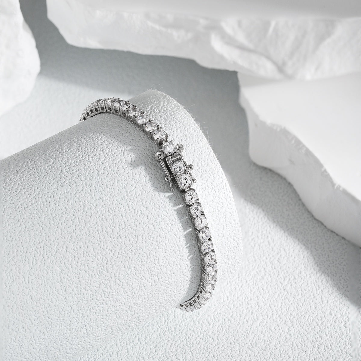 [AuraEcho]Radiant Colorful Round Cut Party Bracelet