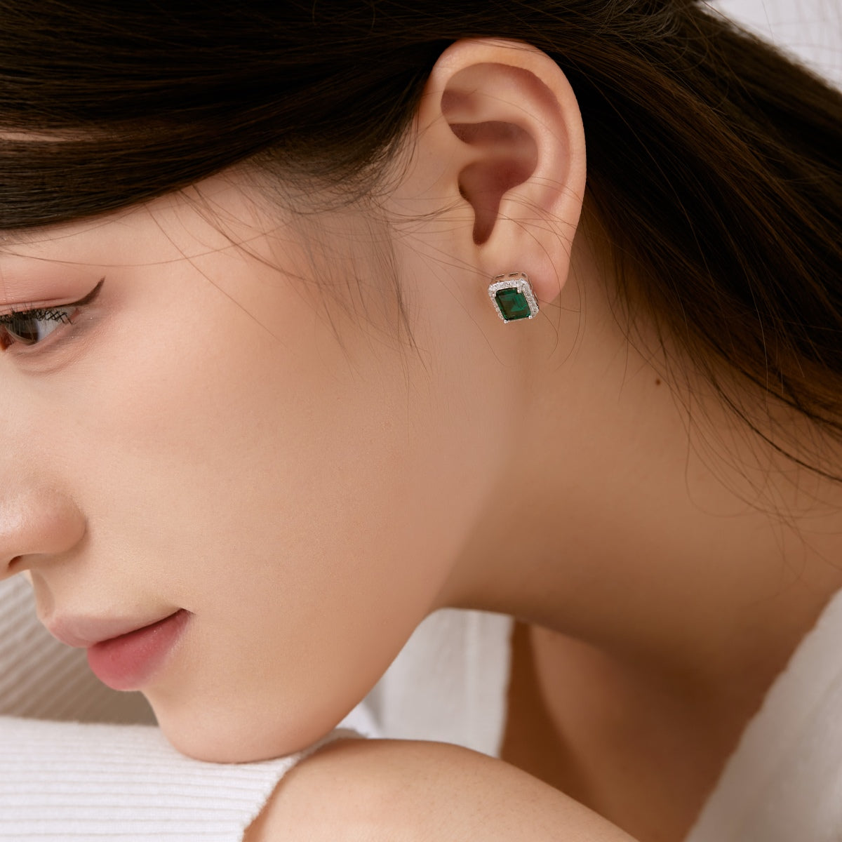 [AuraEcho]Luxurious Dainty Emerald Cut Banquet Earrings