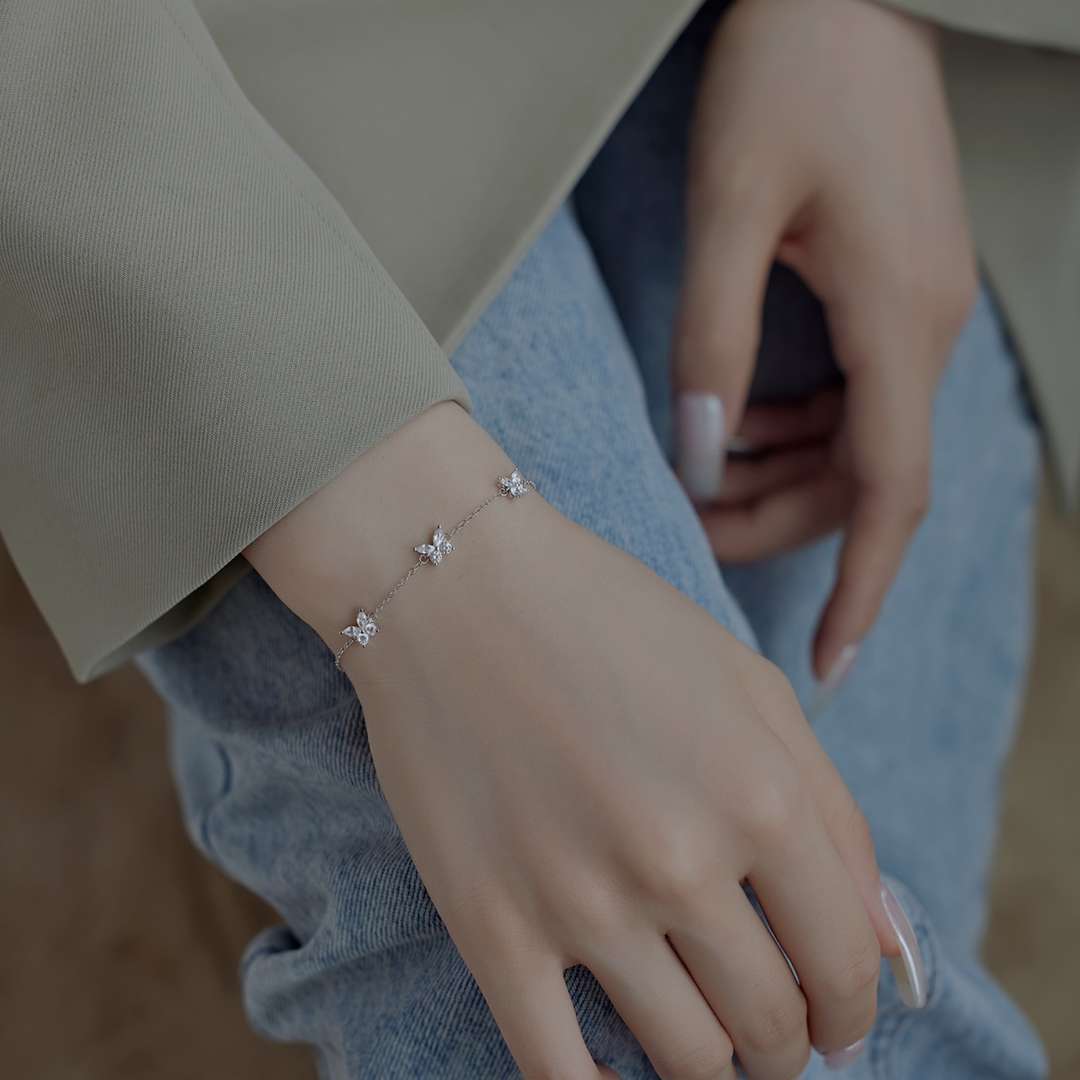 [AuraEcho]Radiant Butterfly Shape Necklace