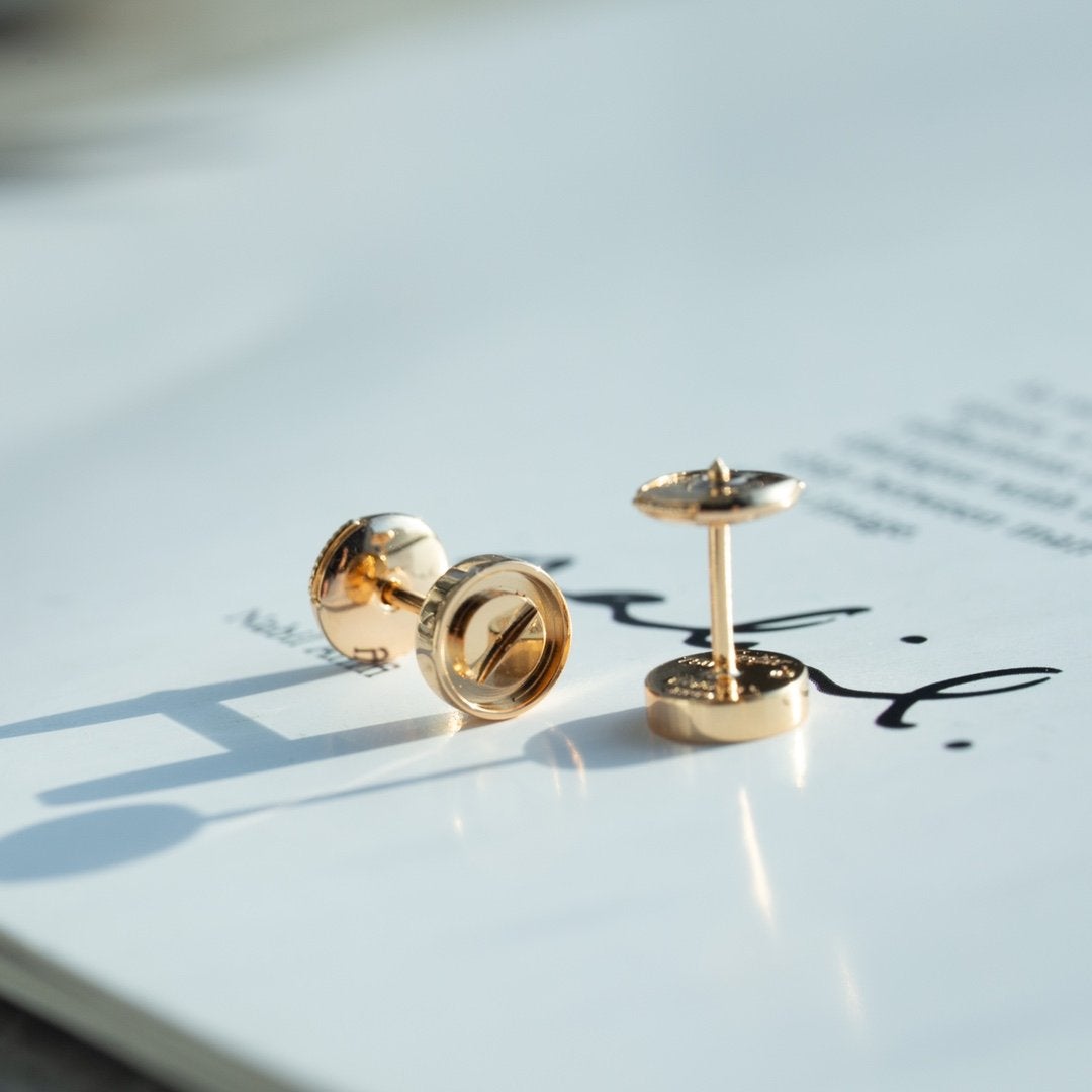 [AuraEcho]LOVE EARRINGS PINK GOLD 10MM