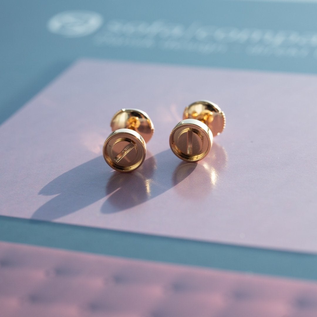 [AuraEcho]LOVE EARRINGS PINK GOLD 10MM