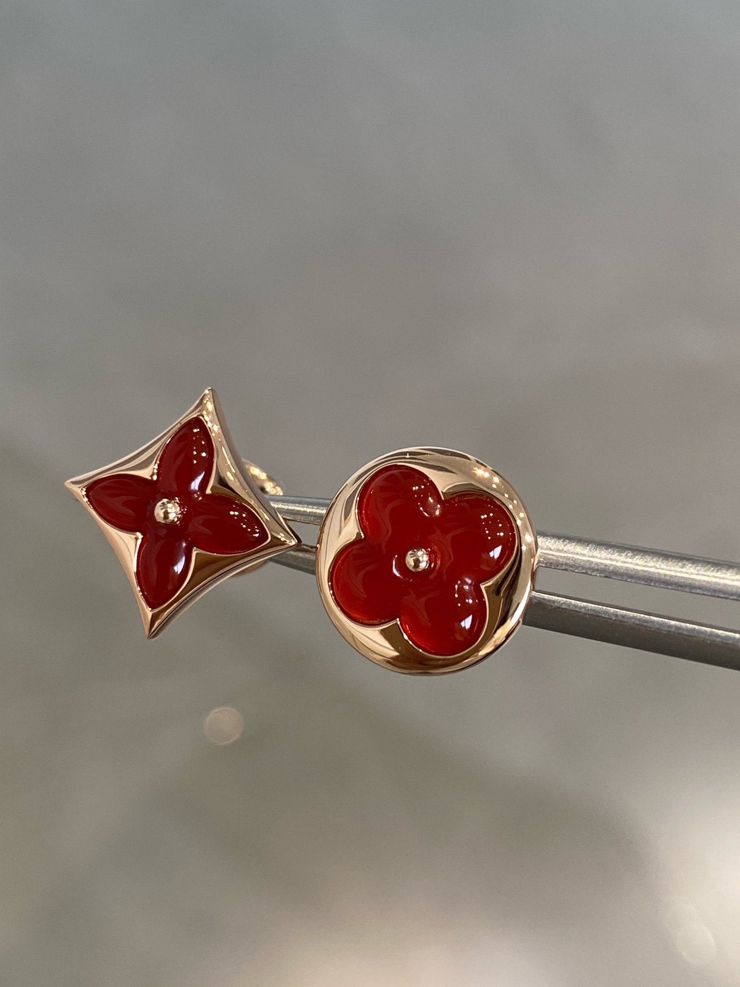 [AuraEcho]STAR AND SUN PINK GOLD CARNELIAN STUD EARRINGS