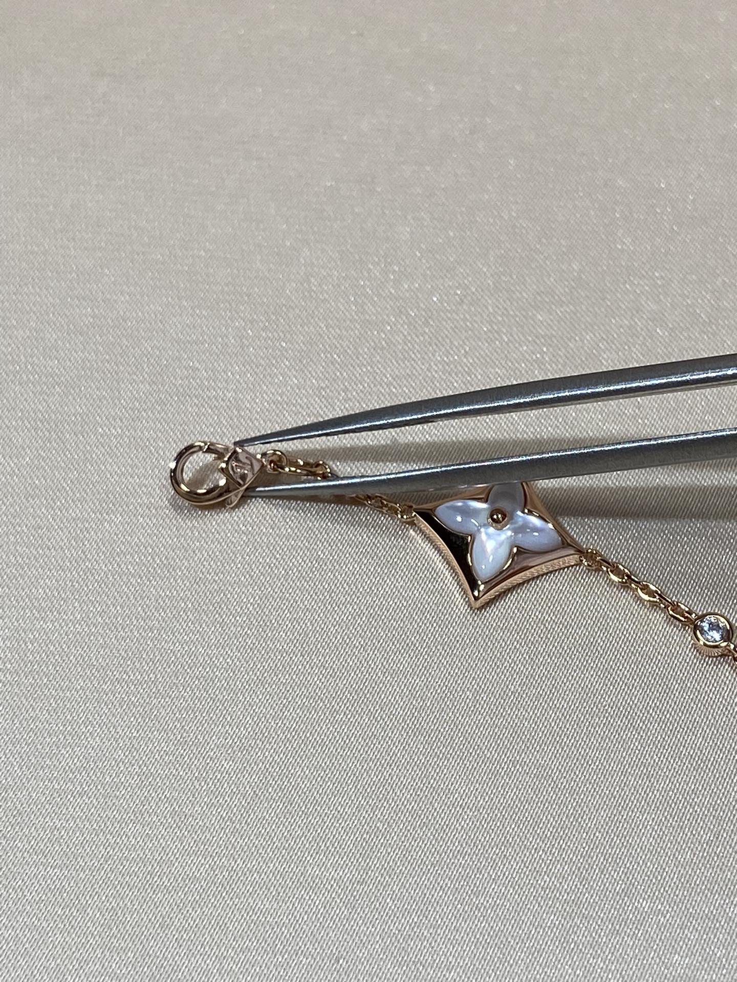 [AuraEcho]STAR 4 MOTIF MOP DIAMOND PINK GOLD BRACELET