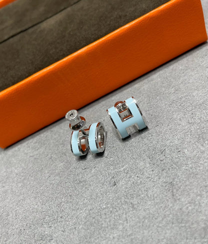 [AuraEcho]POP H SKY BLUE STUD EARRINGS