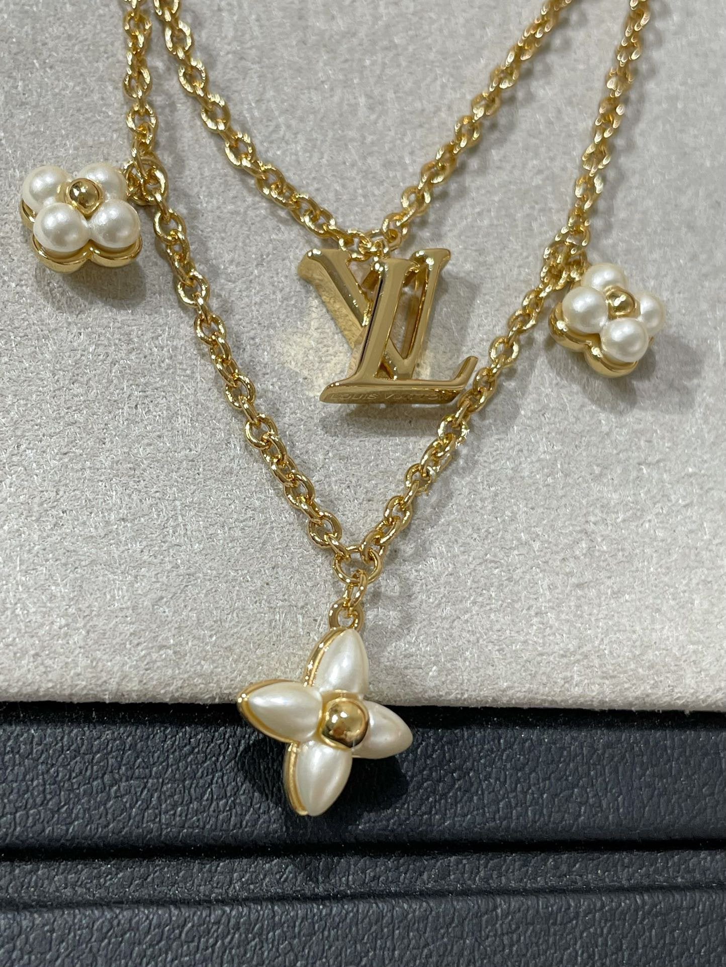 [AuraEcho]FLOWERGRAM GOLD MOP DOUBLE ROW NECKLACE