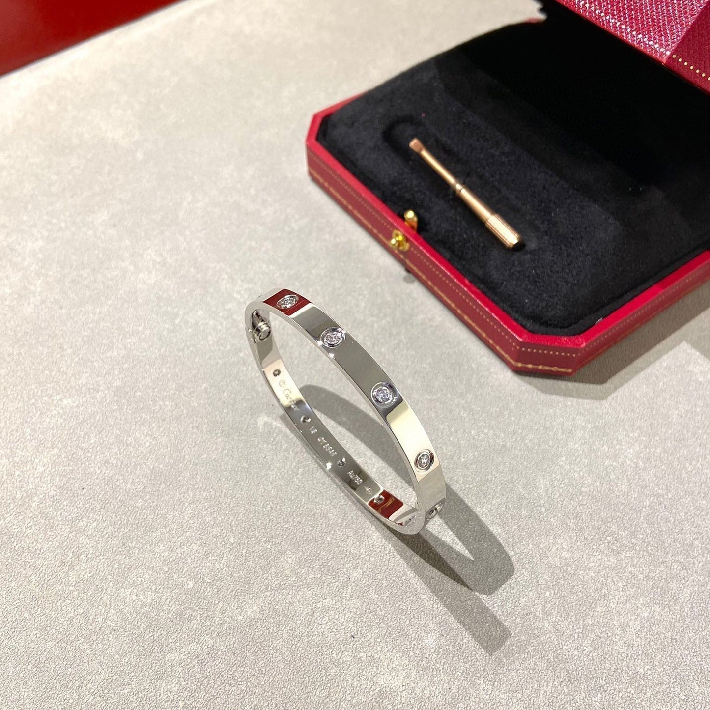 [AuraEcho]LOVE BRACELET 6.1MM 10 DIAMONDS