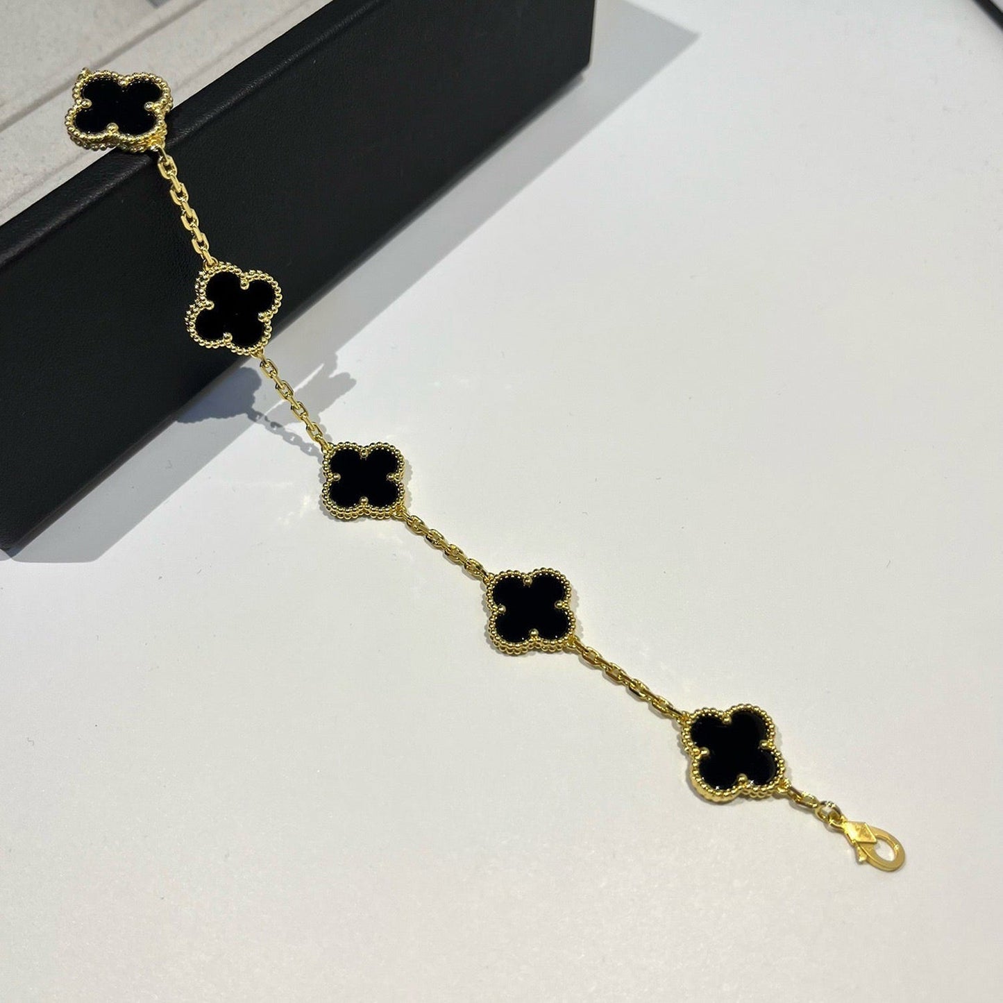 [AuraEcho]CLOVER  5 MOTIFS BLACK ONYX BRACELET
