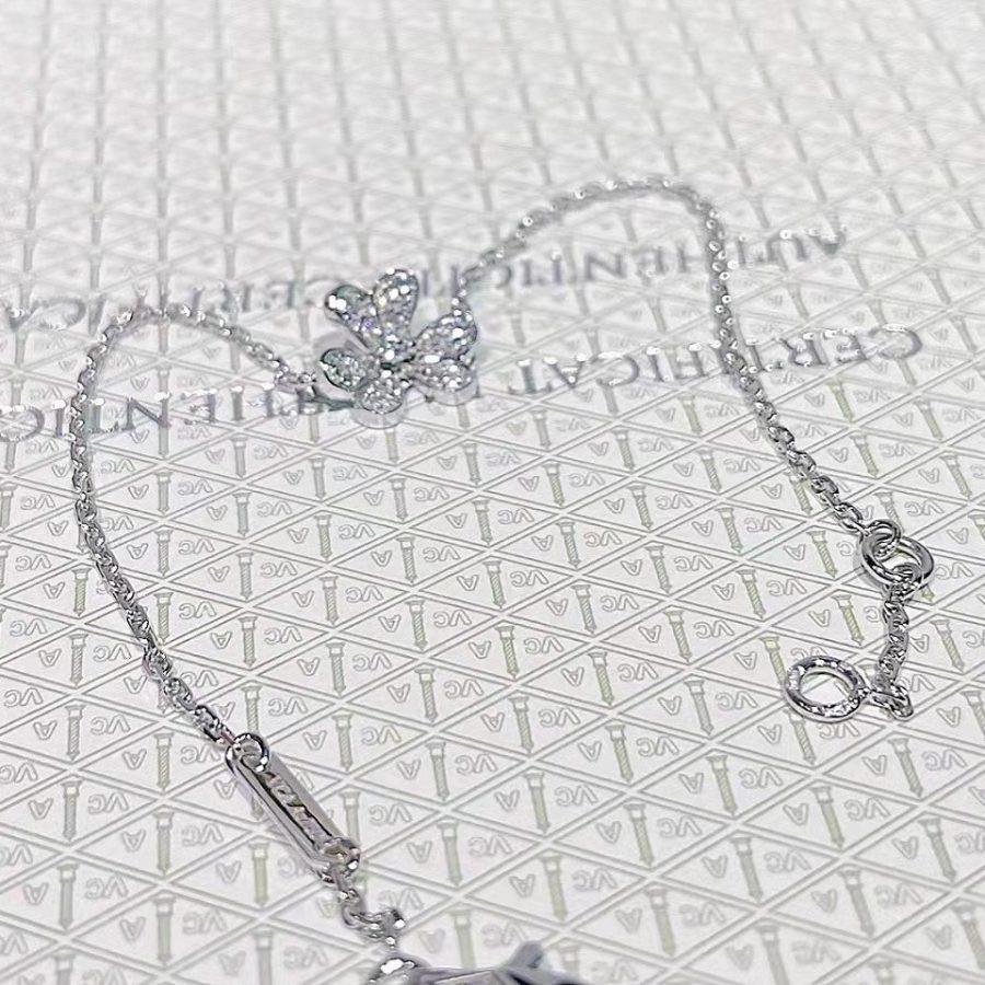 [AuraEcho]FRIVOLE SILVER FLOWER DIAMOND BRACELET